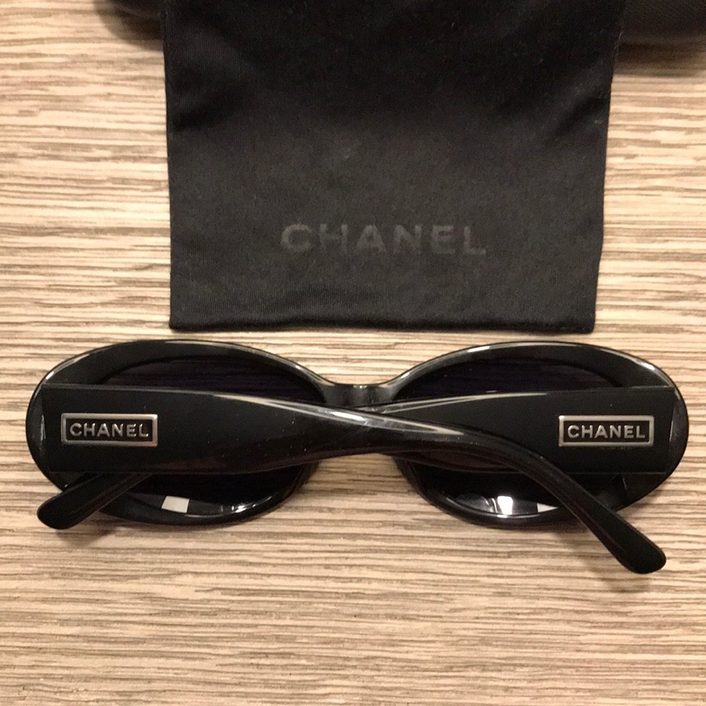 Chanel sunglasses - authentic classic black